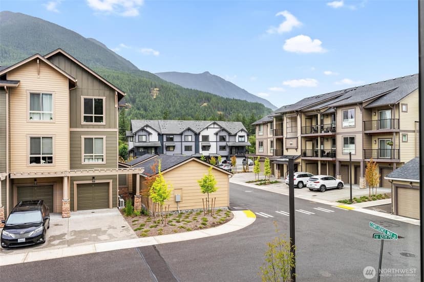 Property photo for 1845 SE 12th Place #H-204, North Bend photo 19
