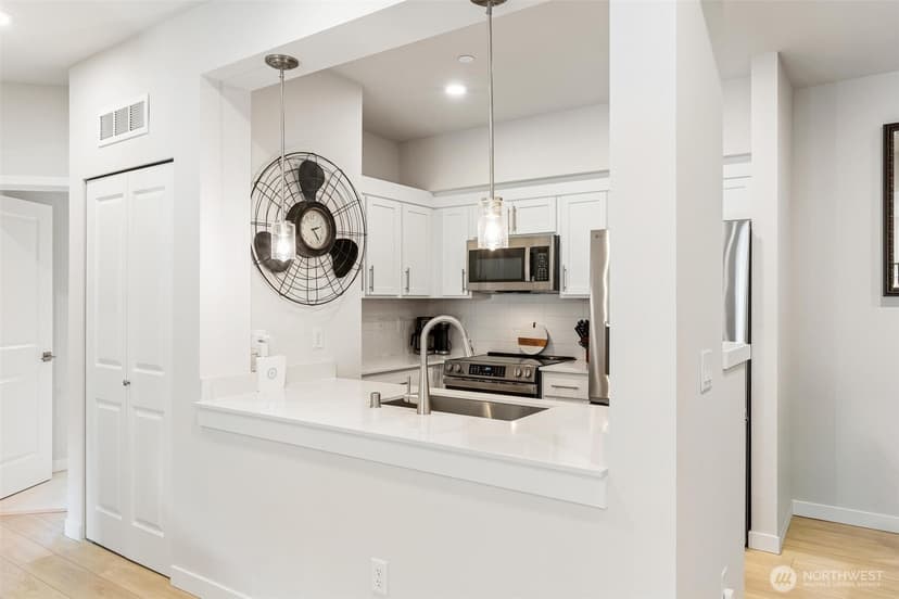 Property photo for 1845 SE 12th Place #H-204, North Bend photo 10