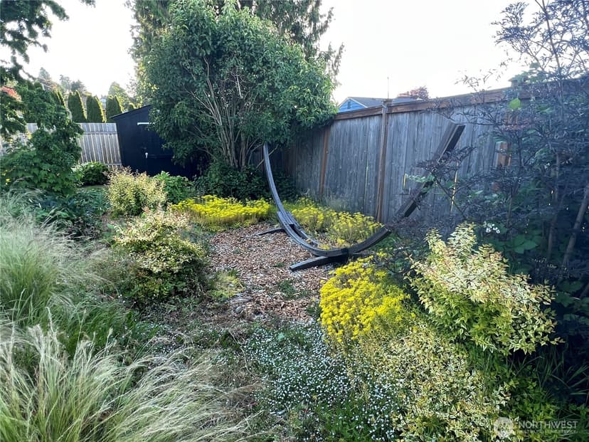 Property photo for 7650 S 113th Street, Seattle photo 25