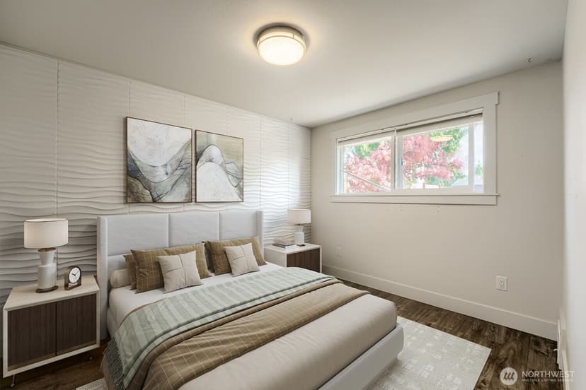 Property photo for 7650 S 113th Street, Seattle photo 12