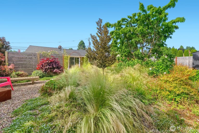 Property photo for 7650 S 113th Street, Seattle photo 21