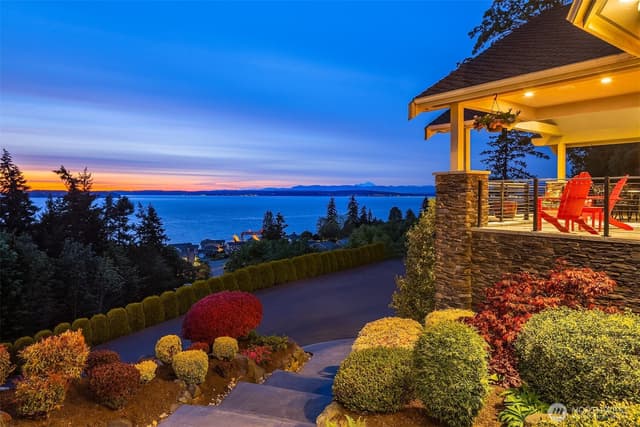 Property photo for 1443 Scurlock Lane, Mukilteo photo 4
