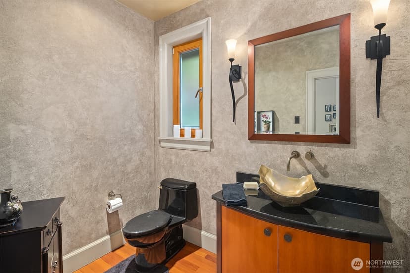 Property photo for 1443 Scurlock Lane, Mukilteo photo 33