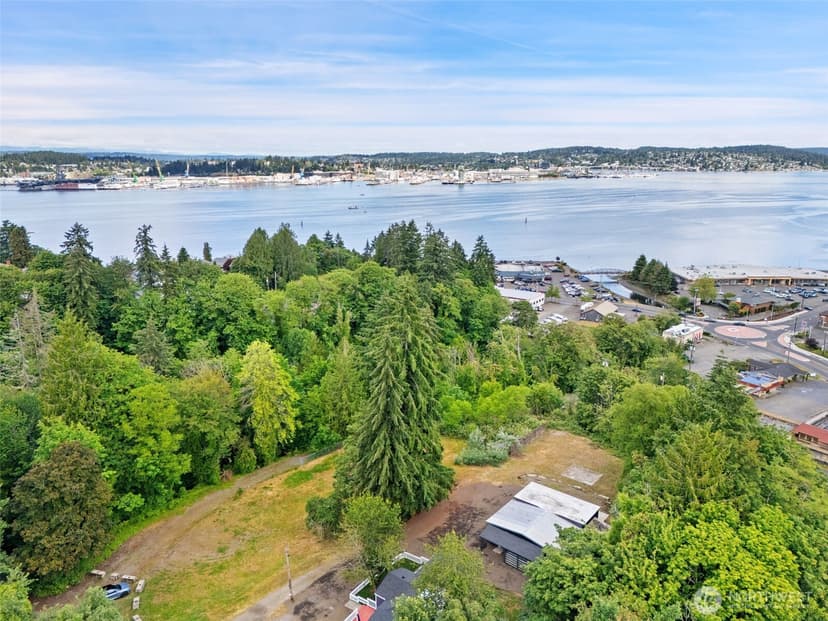 Property photo for 341 Maple Avenue, Port Orchard photo 33