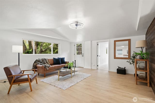 Property photo for 341 Maple Avenue, Port Orchard photo 4