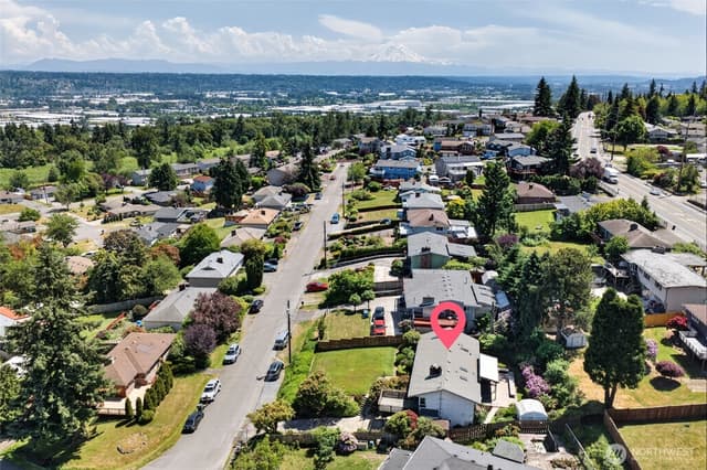 Property photo for 17909 50th Avenue S, SeaTac photo 3