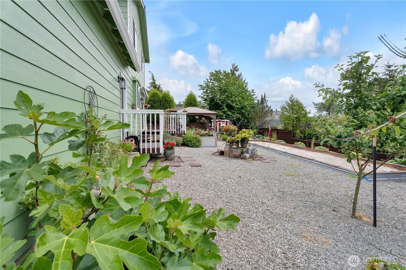 Property photo for 7800 260th Street NW, Stanwood photo 20