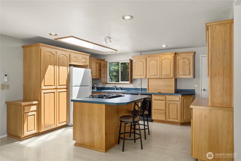 Property photo for 6813 162nd Street Ct E, Puyallup photo 6