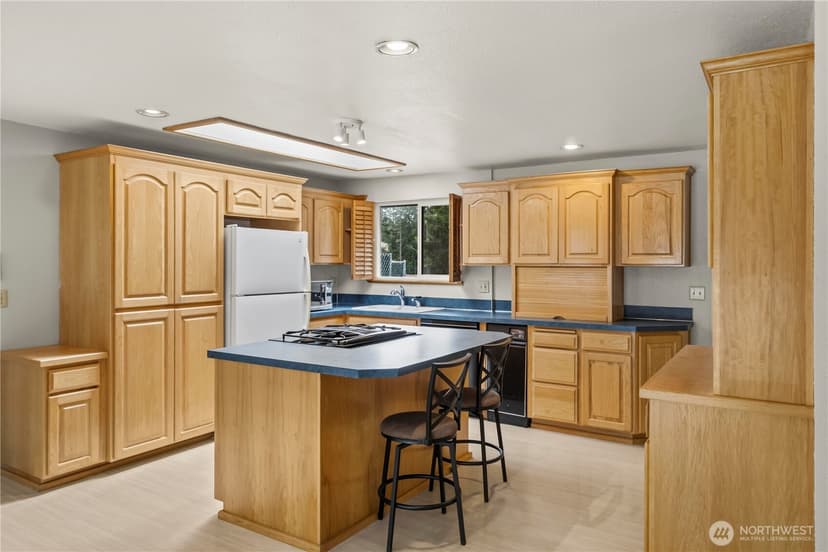 Property photo for 6813 162nd Street Ct E, Puyallup photo 8