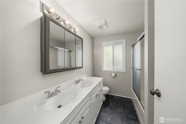 Property photo for 6813 162nd Street Ct E, Puyallup photo 5