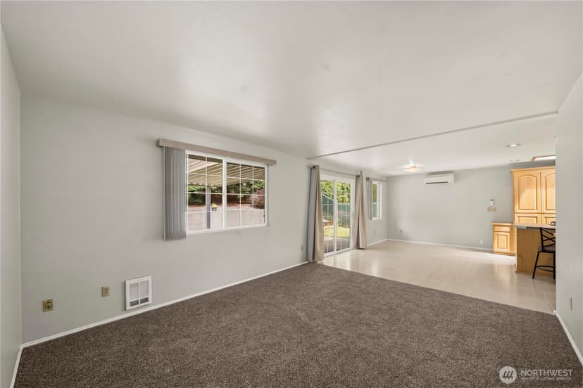 Property photo for 6813 162nd Street Ct E, Puyallup photo 10