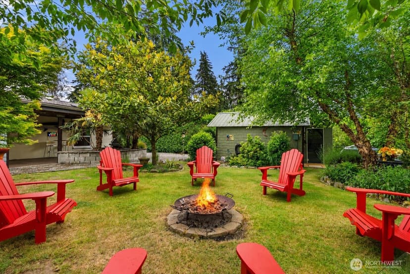 Property photo for 16107 Midvale Avenue N, Shoreline photo 3