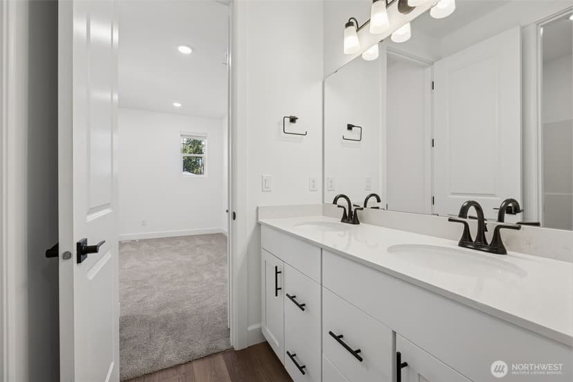 Property photo for 13903 208th Avenue E #1411, Bonney Lake photo 31