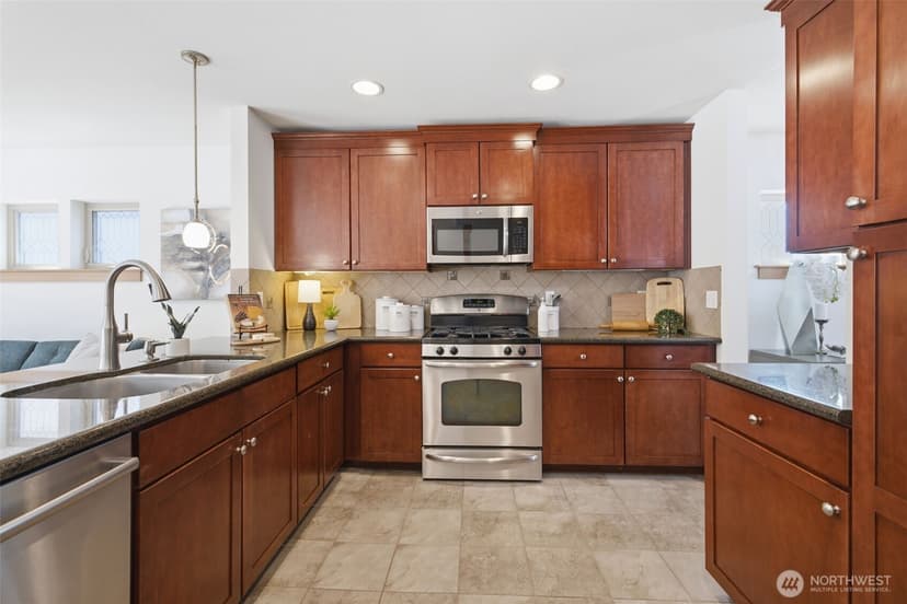 Property photo for 5804 17th Avenue S, Seattle photo 6