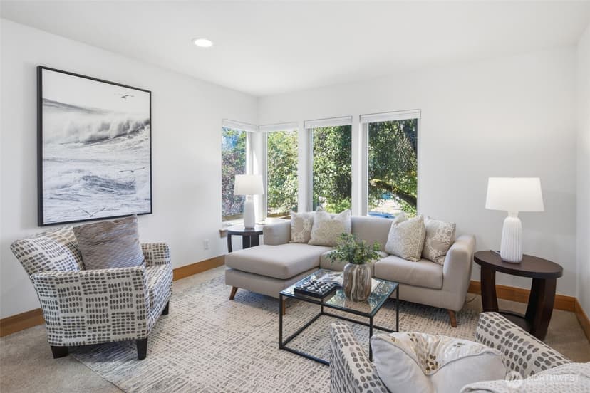 Property photo for 5804 17th Avenue S, Seattle photo 2