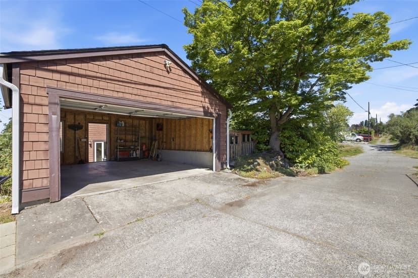 Property photo for 5804 17th Avenue S, Seattle photo 24