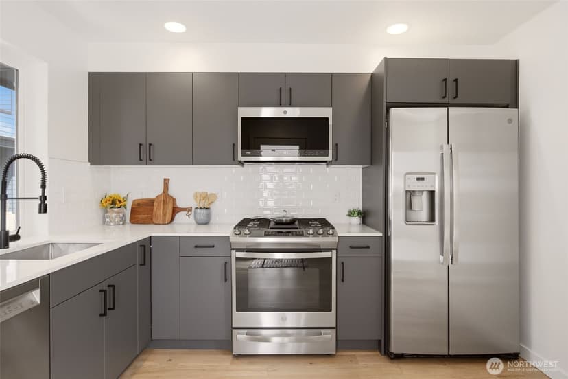 Property photo for 806 NW 50th Street #C, Seattle photo 16