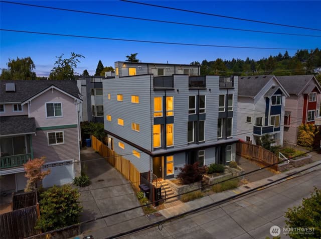 Property photo for 806 NW 50th Street #C, Seattle photo 3
