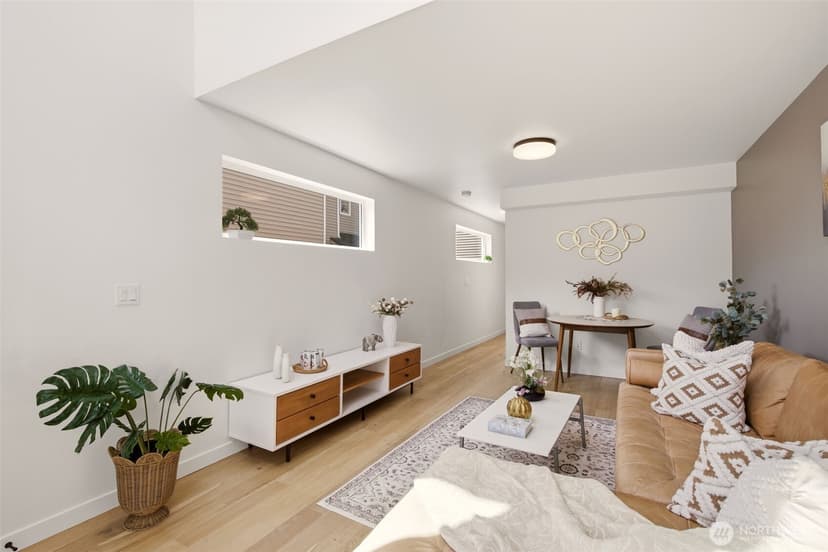 Property photo for 806 NW 50th Street #C, Seattle photo 8