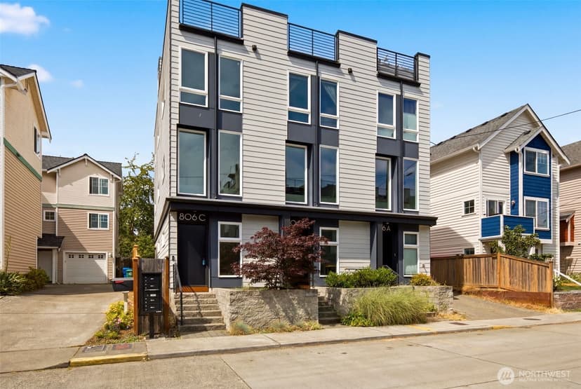 Property photo for 806 NW 50th Street #C, Seattle photo 2