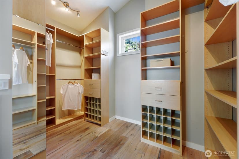 Property photo for 9827 51st Avenue SW, Seattle photo 30