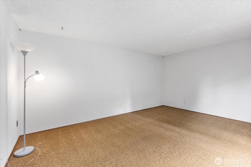 Property photo for 11028 23rd Drive SE, Everett photo 20