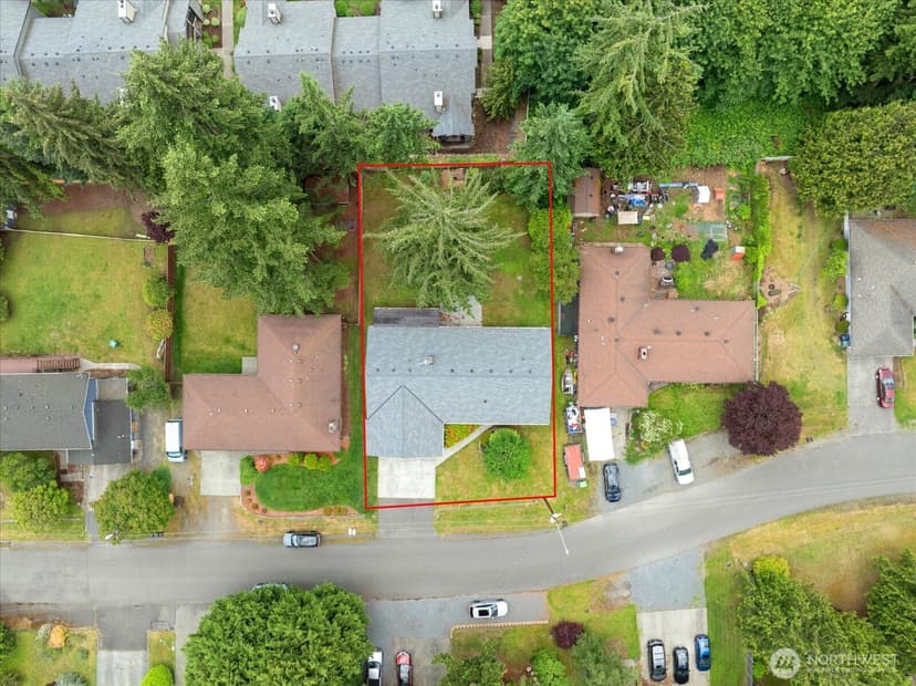 Property photo for 11028 23rd Drive SE, Everett photo 31