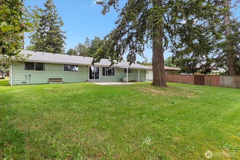 Property photo for 11028 23rd Drive SE, Everett photo 30