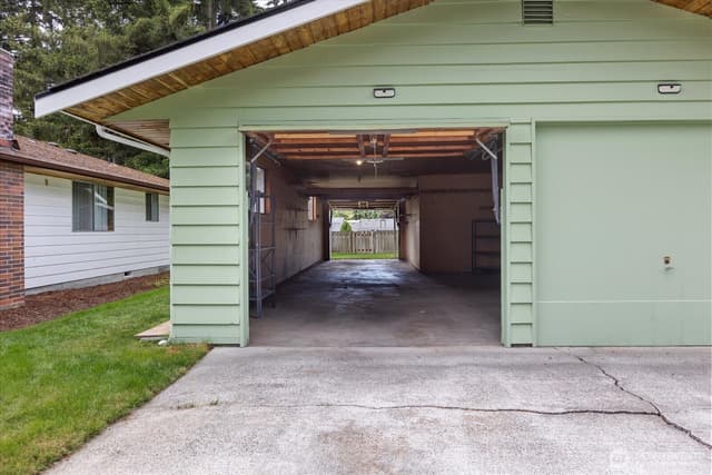 Property photo for 11028 23rd Drive SE, Everett photo 4