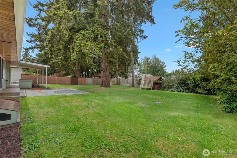 Property photo for 11028 23rd Drive SE, Everett photo 29