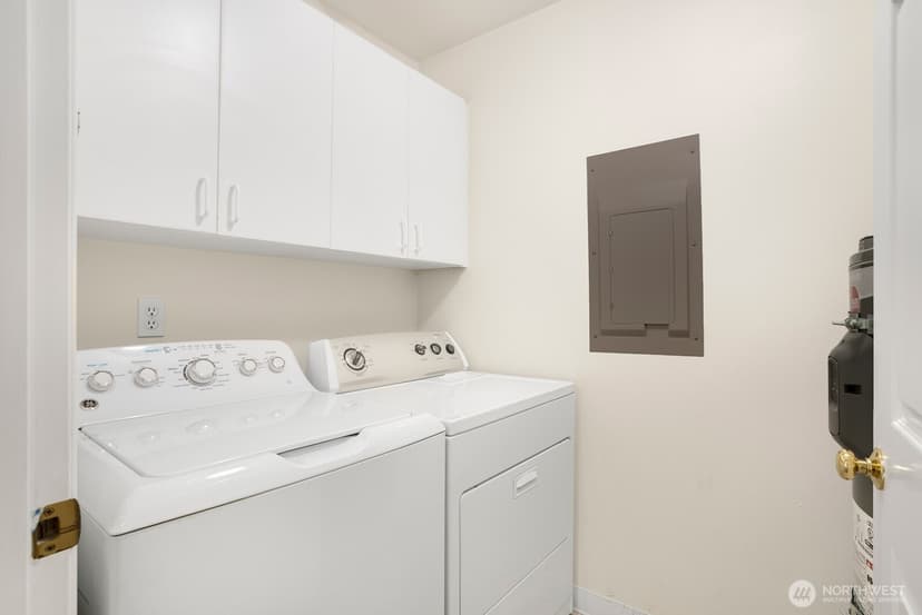 Property photo for 6525 200th Street SW #101, Lynnwood photo 8