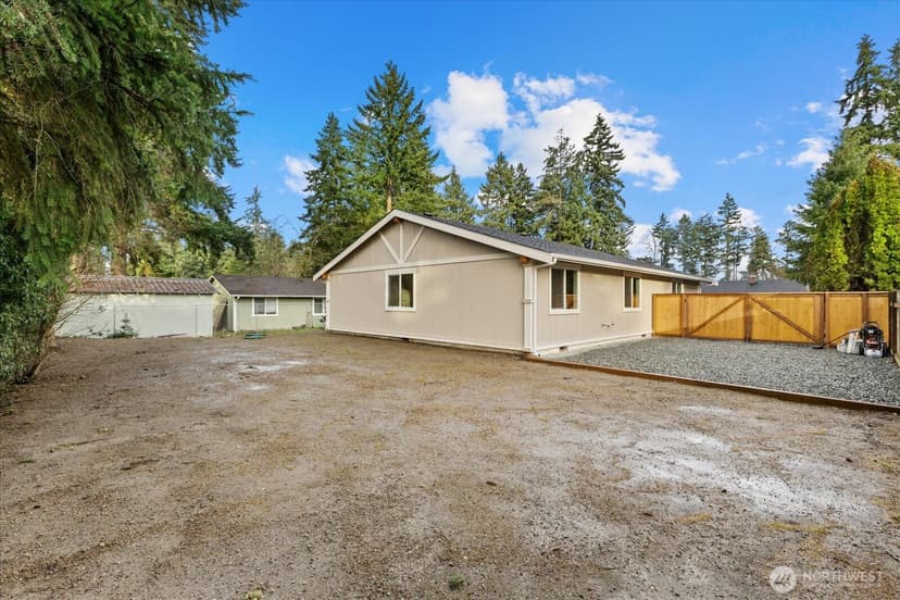 Property photo for 15902 69th Avenue Ct E, Puyallup photo 32