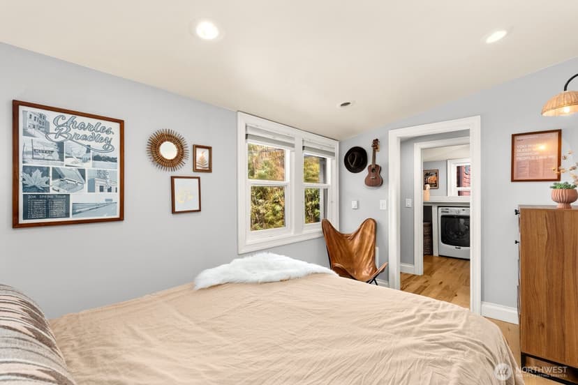 Property photo for 5405 25th Avenue SW, Seattle photo 17