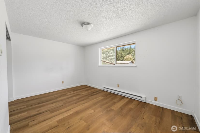 Property photo for 11734 Fry Avenue SW, Port Orchard photo 18