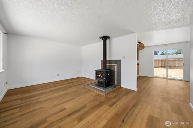 Property photo for 11734 Fry Avenue SW, Port Orchard photo 3