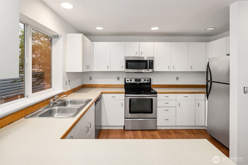 Property photo for 3222 21st Avenue W #A, Seattle photo 26