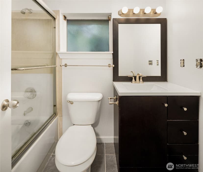 Property photo for 3222 21st Avenue W #A, Seattle photo 31