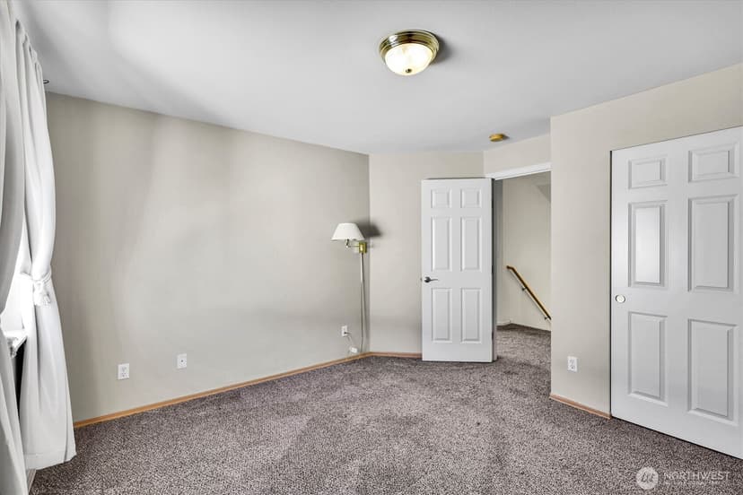 Property photo for 915 N Laurel Lane, Tacoma photo 18