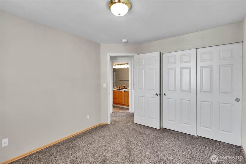 Property photo for 915 N Laurel Lane, Tacoma photo 26