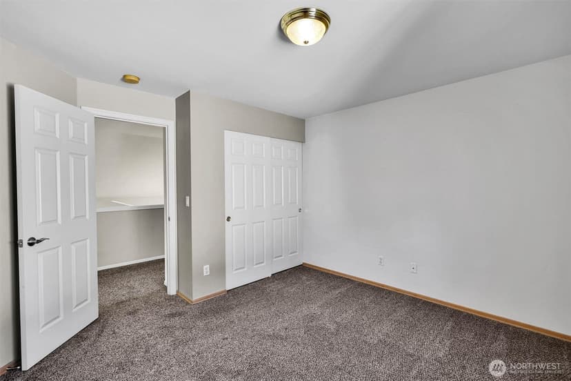 Property photo for 915 N Laurel Lane, Tacoma photo 23