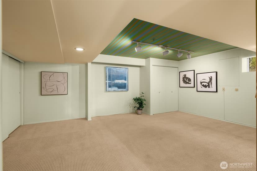 Property photo for 4331 136th Place SE, Bellevue photo 27