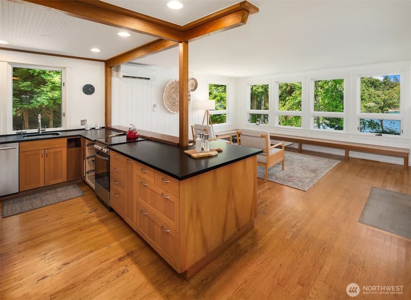 Property photo for 8430 SW Quartermaster Drive, Vashon photo 5
