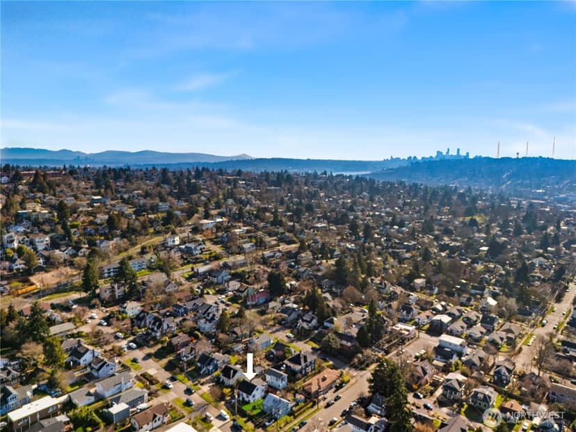 Property photo for 347 NW 52nd Street, Seattle photo 32