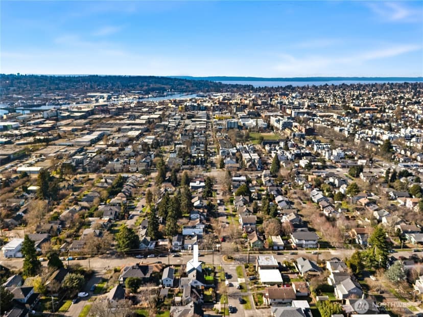 Property photo for 347 NW 52nd Street, Seattle photo 30
