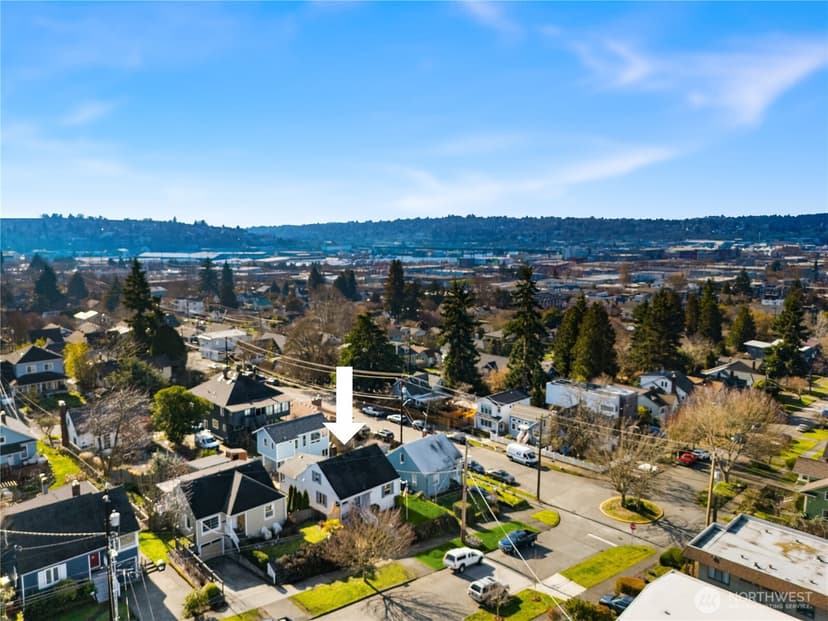 Property photo for 347 NW 52nd Street, Seattle photo 29