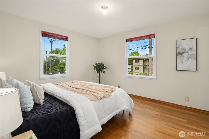 Property photo for 347 NW 52nd Street, Seattle photo 14