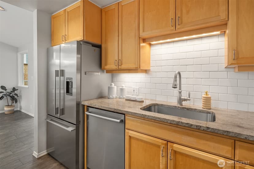 Property photo for 347 NW 52nd Street, Seattle photo 9