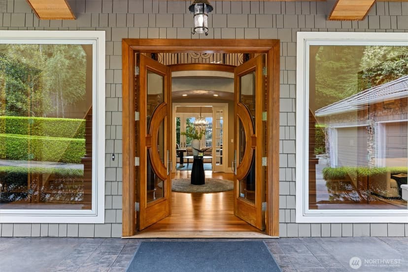 Property photo for 6434 E Mercer Way, Mercer Island photo 3