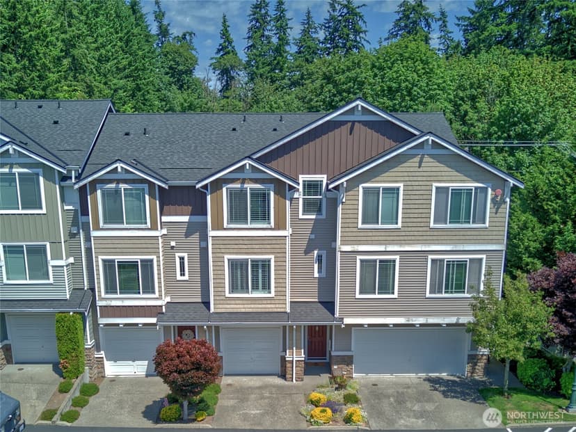 Property photo for 15720 Manor Way #E4, Lynnwood photo 2