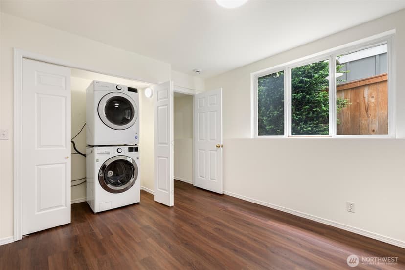 Property photo for 12715 35th Avenue NE #A, Seattle photo 22
